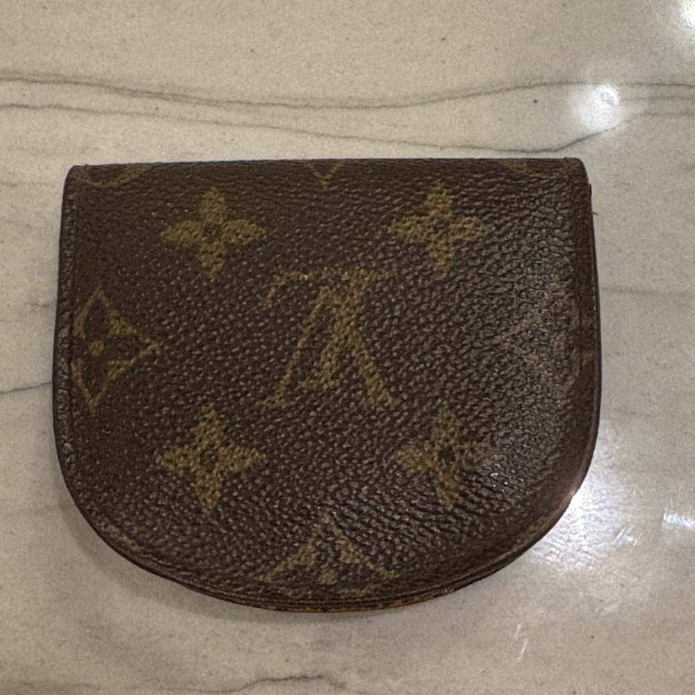 Louis Vuitton Monogram Brown Coin Purse - Picture 2 of 9